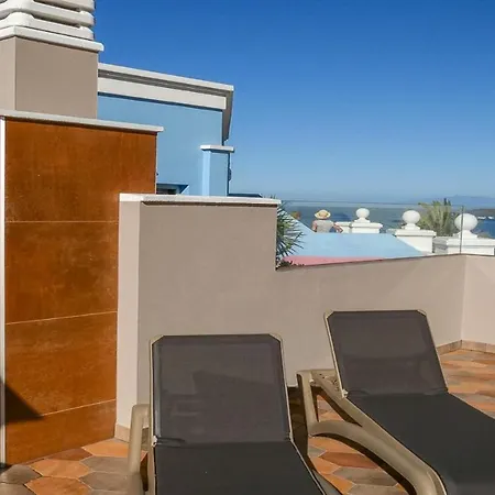 Apartment El Guanche Atico
